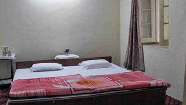 Hotel Oasis, Midnapore 1